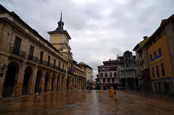 Spanya Anayasası Nın Oviedo Belediye Binası — Stok fotoğraf