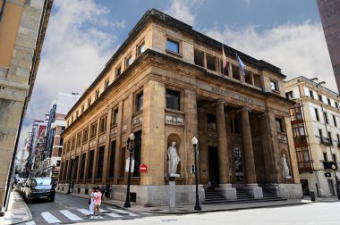 Gijon Halk Kütüphanesi İspanya 'da