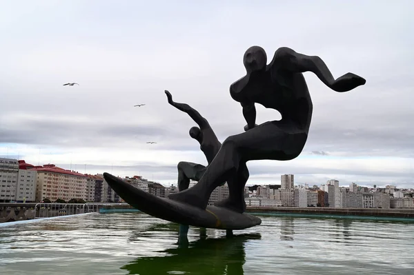 Fountain Surfers Coruna — Stock Photo, Image