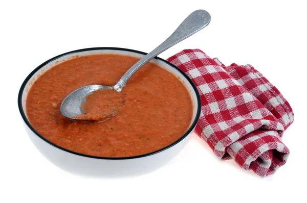 Teller Hausgemachten Gazpacho Mit Löffel Und Serviette Auf Weißem Hintergrund — Stockfoto