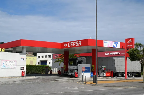 Posto Gasolina Cepsa Cidade Gijon Espanha — Fotografia de Stock
