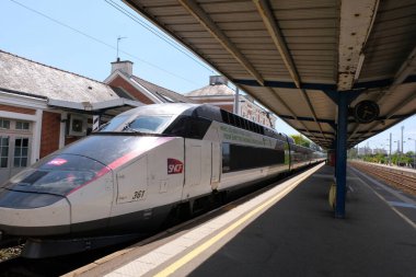 Britanya 'daki Vannes tren istasyonunda TGV