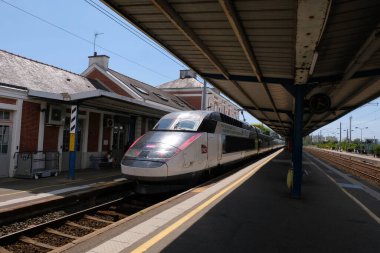Britanya 'daki Vannes tren istasyonunda TGV