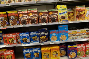 Cereals on a supermarket shelf 