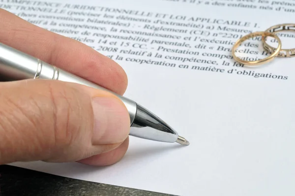Concept Signing Divorce Document Pen — Foto de Stock