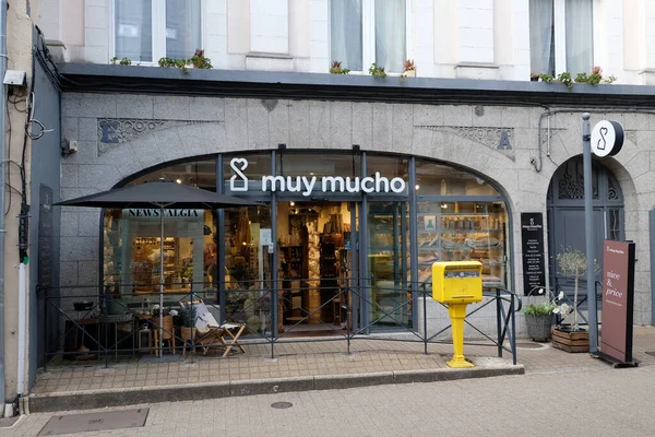 Muy Mucho Store Vannes Brittany — 스톡 사진
