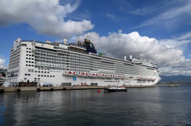 Seyahat gemisi Norveç destanı Ajaccio Limanı 