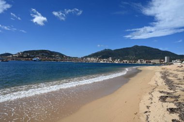 Ajaccio 'nun genel manzaralı Aspretto plajı