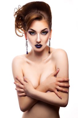 çekici beyaz kadın, make up ve beyaz saç modeli
