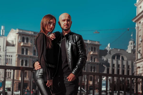 Portrait Beautiful Young Couple Posing Street Daytime — Stock Photo, Image