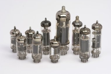 Vakum tüpler (eskileri)