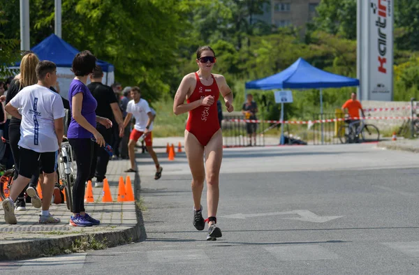 Skopje Macedonia Mayo 2022 Competencia Masiva Triatlón Nuestro País Thletes Imágenes De Stock Sin Royalties Gratis