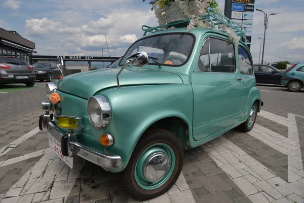 Легендарный Автомобиль Супермини Застава 750 Fiat 600 Который Выпускался 1955 — стоковое фото