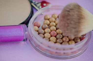 yüz makyaj makyaj fırçası ve kozmetik-mineral