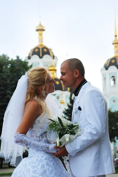 Newlyweds — Stock Photo, Image