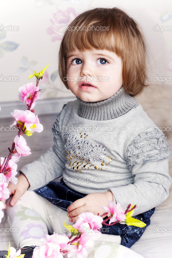 Little girl with flower Stock Photo by ©m_m_a2012 15792659