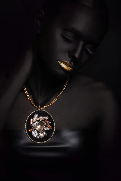 Portré divat nő fekete smink — Stock Fotó
