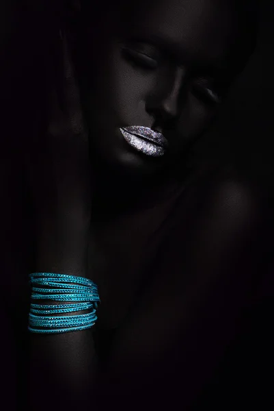 Portré divat nő fekete smink — Stock Fotó
