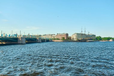 Saint-Petersburg, Rusya - Haziran 07, 2021: Neva Embankment