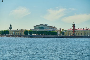 Saint-Petersburg, Rusya - Haziran 07, 2021: Neva Embankment