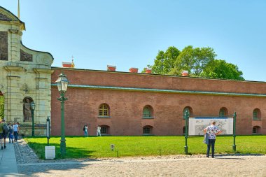Saint-Petersburg, Rusya - Haziran 07, 2021: Neva Embankment