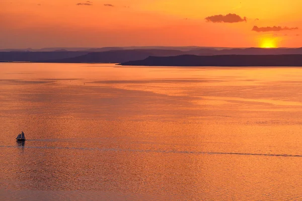 夕暮れ時のアムール湾の眺め — ストック写真