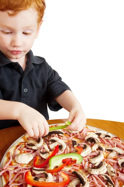 Boy pizza yapma — Stok fotoğraf