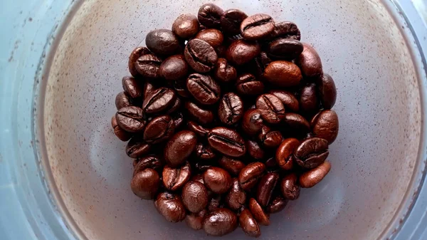 Many Dark Brown Coffee Beans Close — Stock Photo, Image