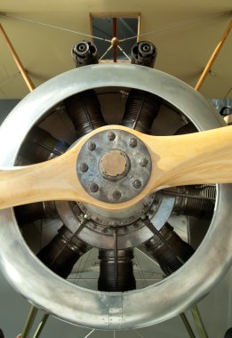 Sopwith camel burun konisi uçağın pervanesi askeri savaş uçağı