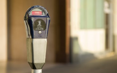 eski eski madeni para Parkmetre downtown içinde süresi dolan durum