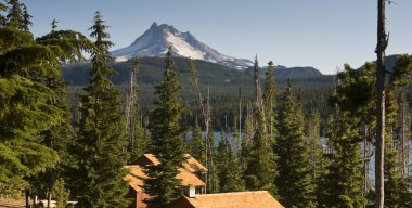 panoramik kabin mount jefferson yakınlarında olallie Gölü çevresinde