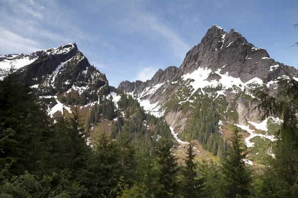 Severní Kaskády vysoké alpské ridge mountain robustní severozápad — Stock fotografie