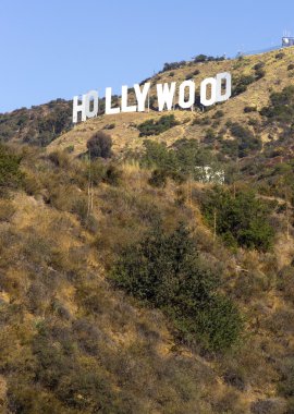 Hollywood σημάδι υψηλή σε λόφο ξύλινα πόλη όνομα Καλιφόρνια