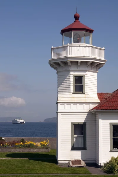 Washington Państwa przybrzeżnych latarnia latarnia morskie prom łodzi transport — Zdjęcie stockowe