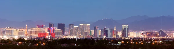 Панорамний краєвид Південно-Західний червоний рок-Хілс центру міста Лас-Вегасі Стокова Картинка