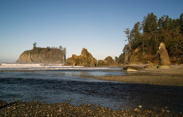 Paisaje de la costa del océano Pacífico Sea Surf Rugged Buttes Bluffs —  Fotos de Stock