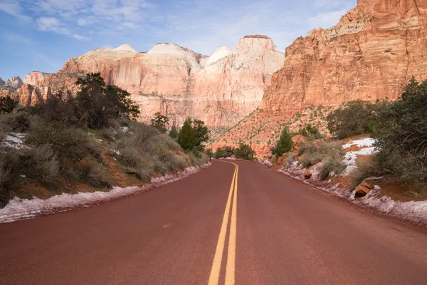 Highway 9 Zion Park Blvd Road Buttes Altar of Sacrifice — Stock Photo, Image