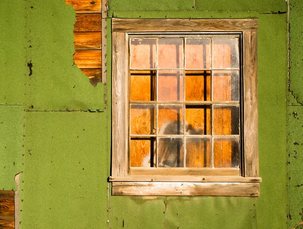 Run Down Ruin Boarded Up House Plywood Window Panes — Stock Photo, Image