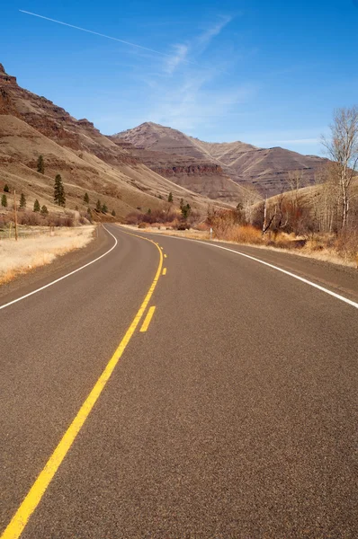 Yol wallowa Dağları oregon ABD ile geri — Stok fotoğraf