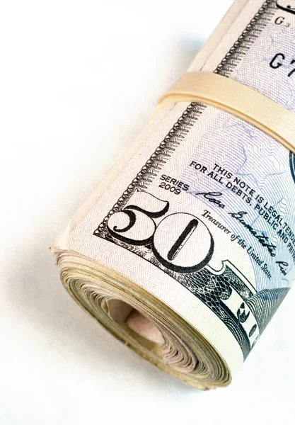 Gerollte gebänderte Watte Fünfzig-Dollar-Scheine amerikanisches Geld Bargeld — Stockfoto