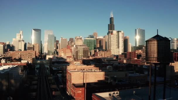 Trem Elevado Move Pessoas Pelo Centro Cidade Chicago — Vídeo de Stock