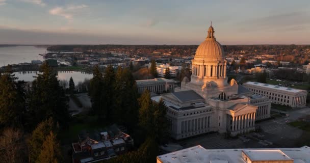 Washington State Capital Building Olympia Dusk Sunset Aerial — стокове відео