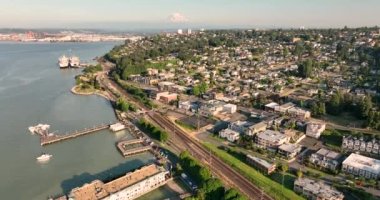 Öğleden Sonra Hafif Hava Görüntüsü Tacoma Washington Thea Foss Su Yolu Rainier Dağı ABD