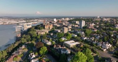 Öğleden Sonra Hafif Hava Görüntüsü Tacoma Washington Thea Foss Su Yolu Rainier Dağı ABD