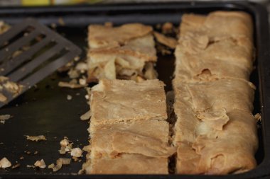 Taze ev fırın lahana pasta