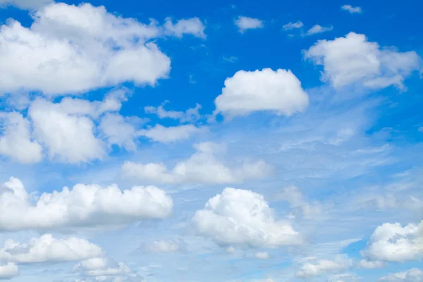 Nuvem no céu — Fotografia de Stock