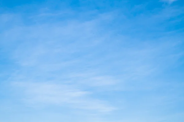 Blå himmel. — Stockfoto