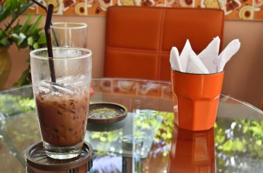 taze kakao içmek ve doku