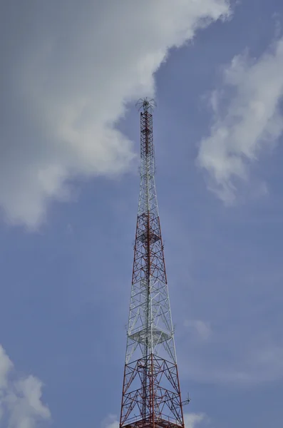 Antenas de comunicação — Fotografia de Stock