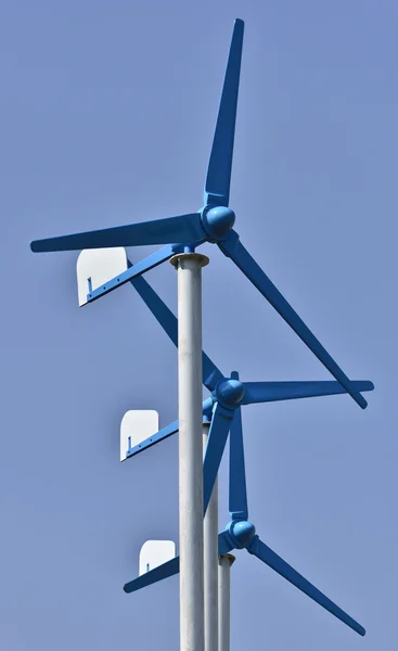 Windmolen voor schone energie — Stockfoto